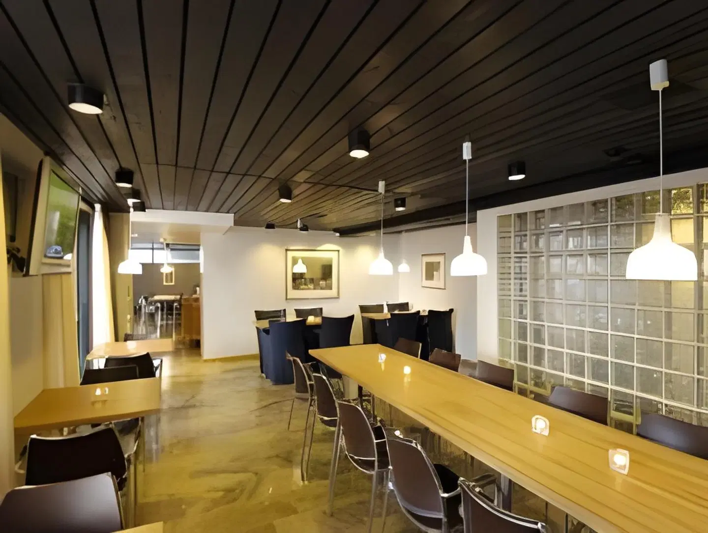 Centro Hotel Turku Bar