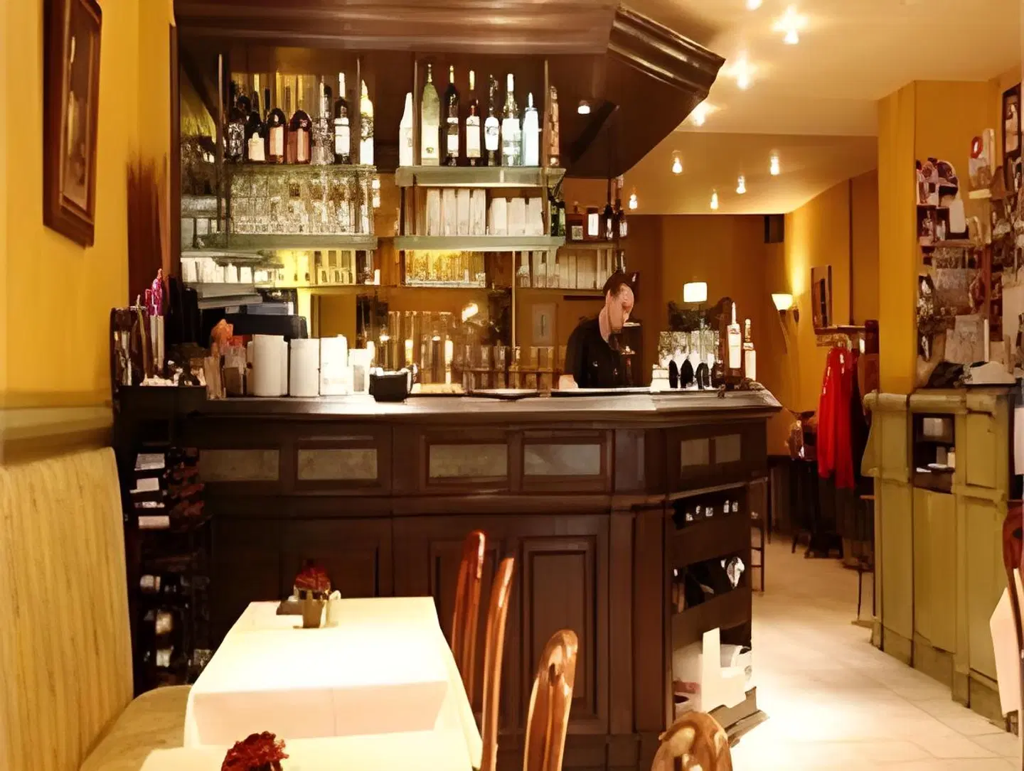 Central Bar