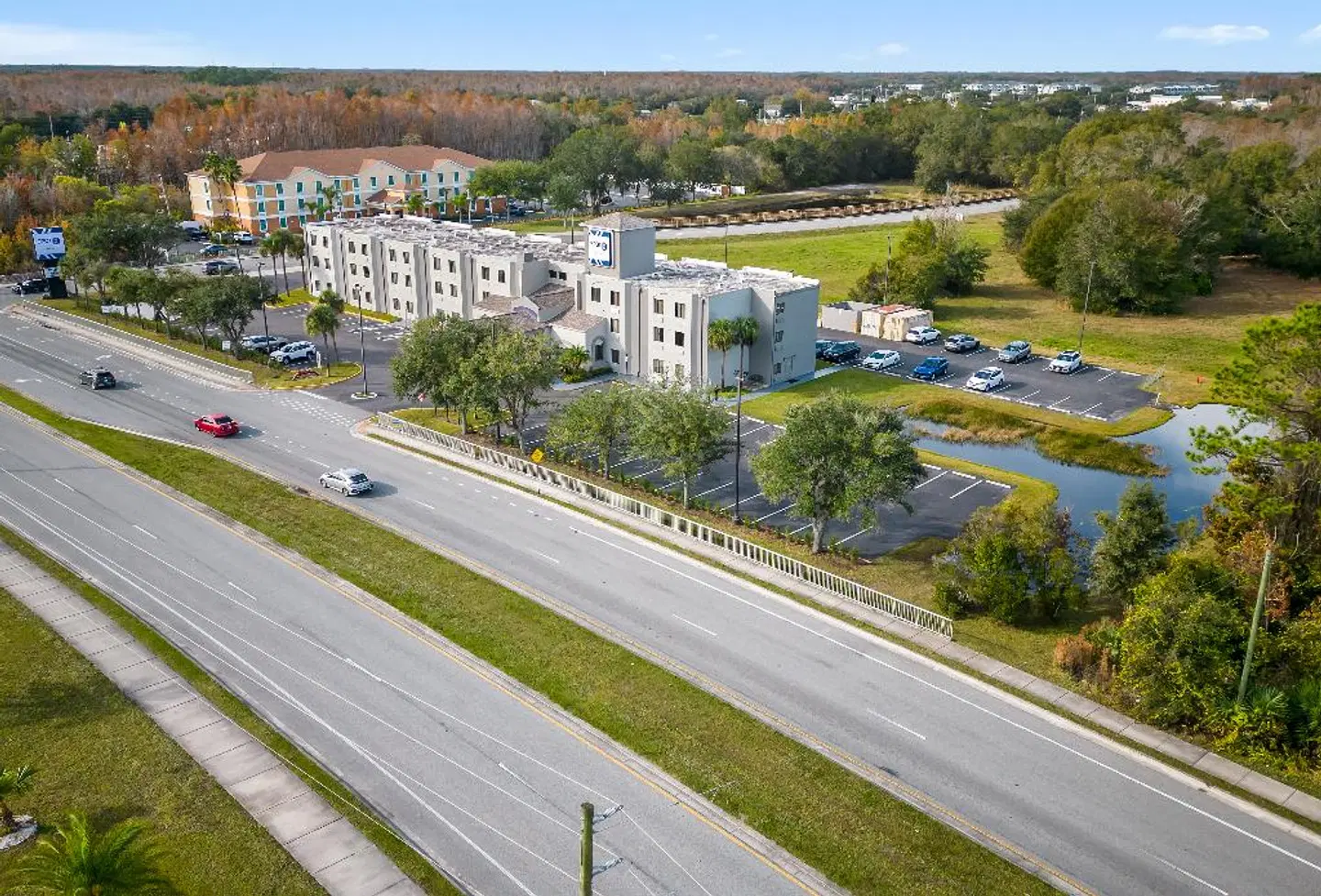 SPOT X Hotel Tampa Bay EXTERIOR