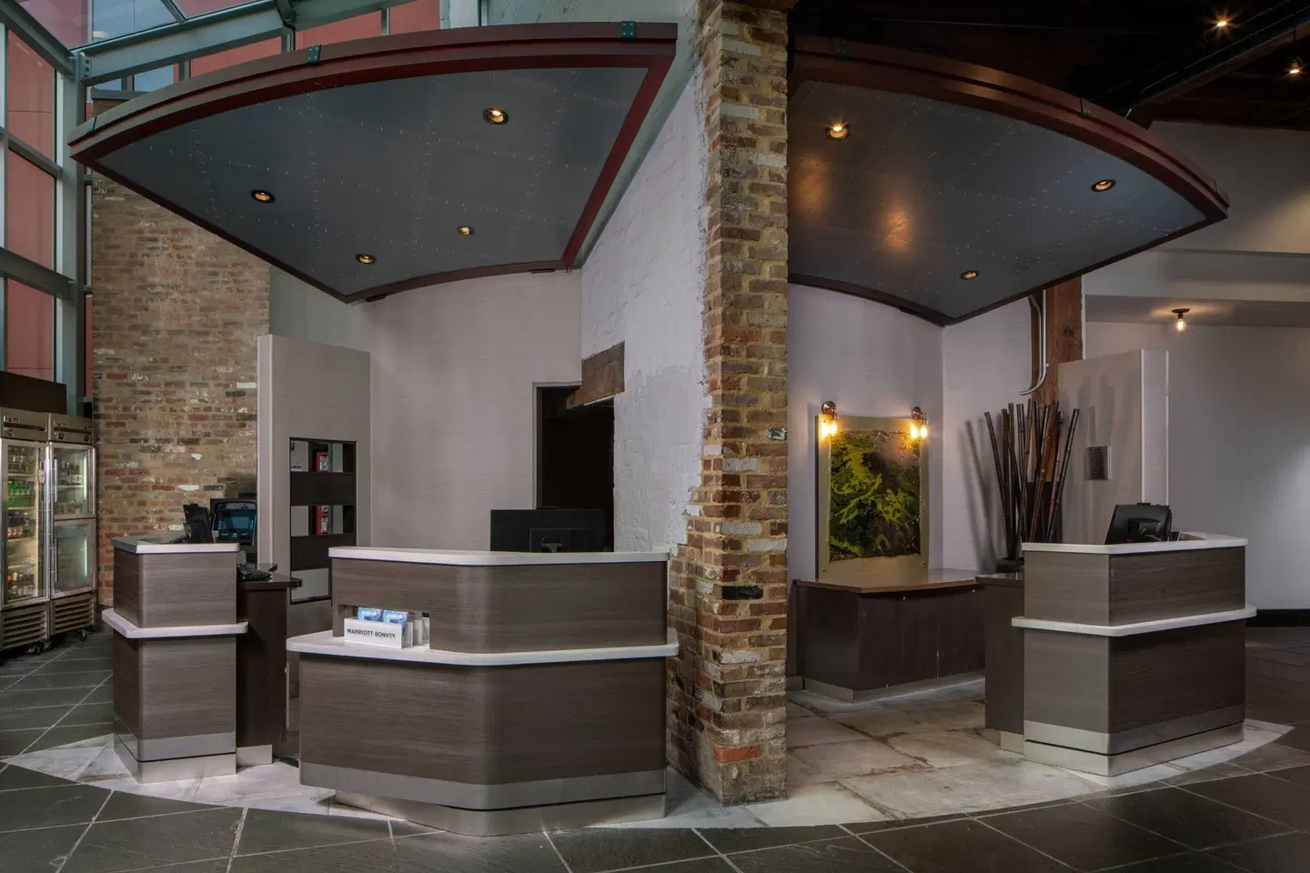 Courtyard by Marriott New Orleans Warehouse Arts District LOUNGE_LOBBY