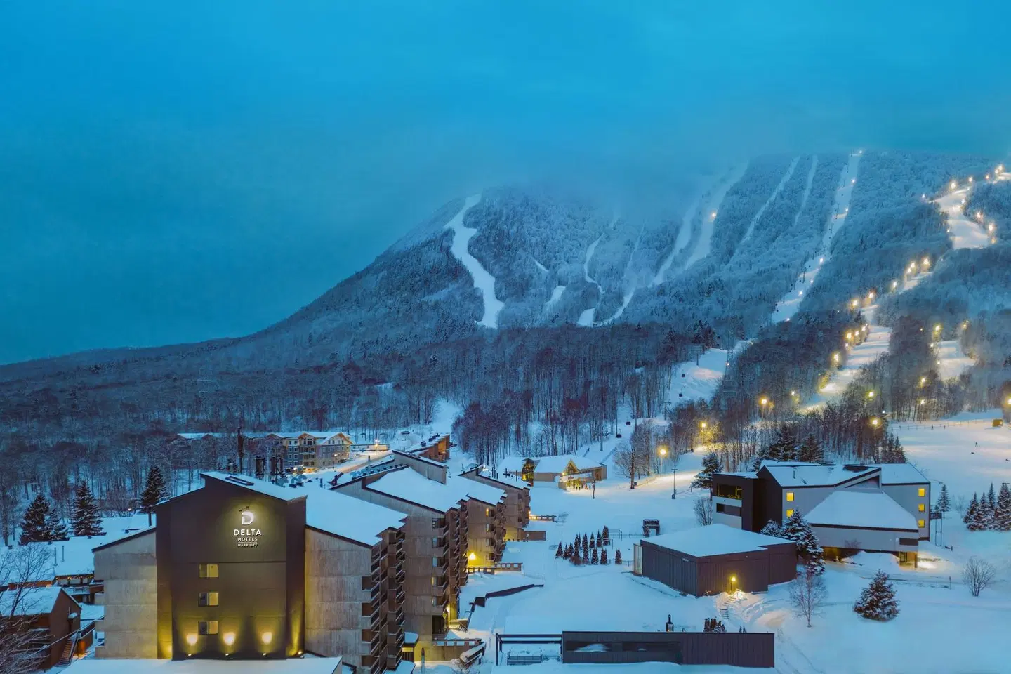 Delta Hotels, Mont Sainte-Anne, Resort & Convention Center EXTERIOR