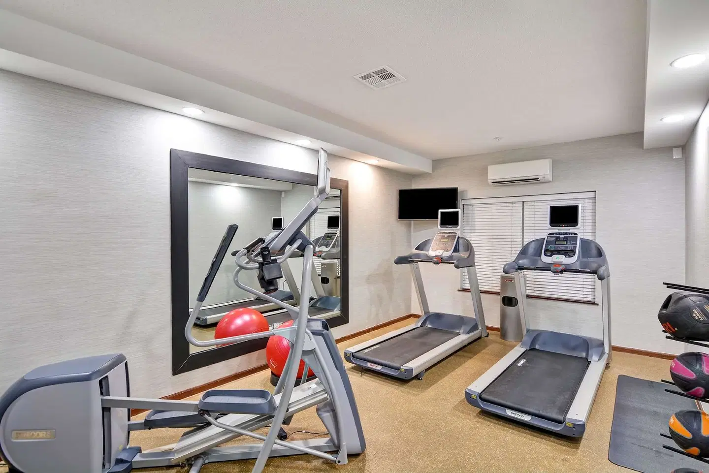 Homewood Suites by Hilton Kansas City/Overland Park SPORTS_AND_LEISURE
