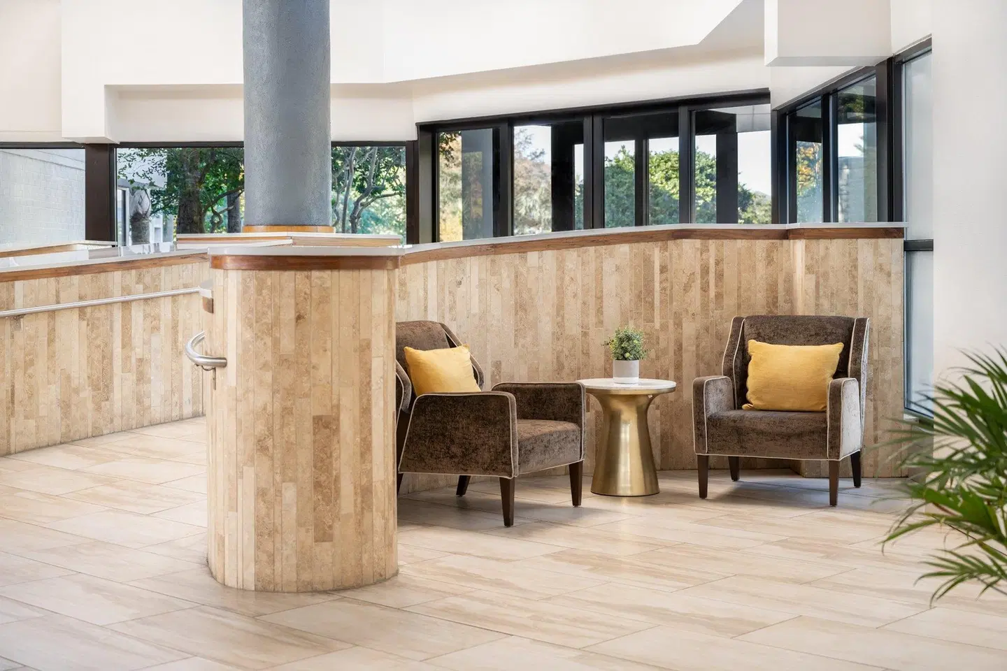 Crowne Plaza Jacksonville Airport by IHG Bar