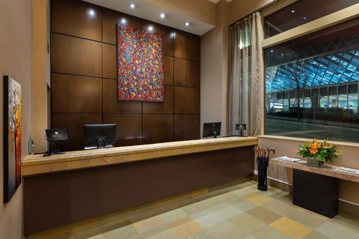 Executive Hotel Pacific HEALTH_BEAUTY