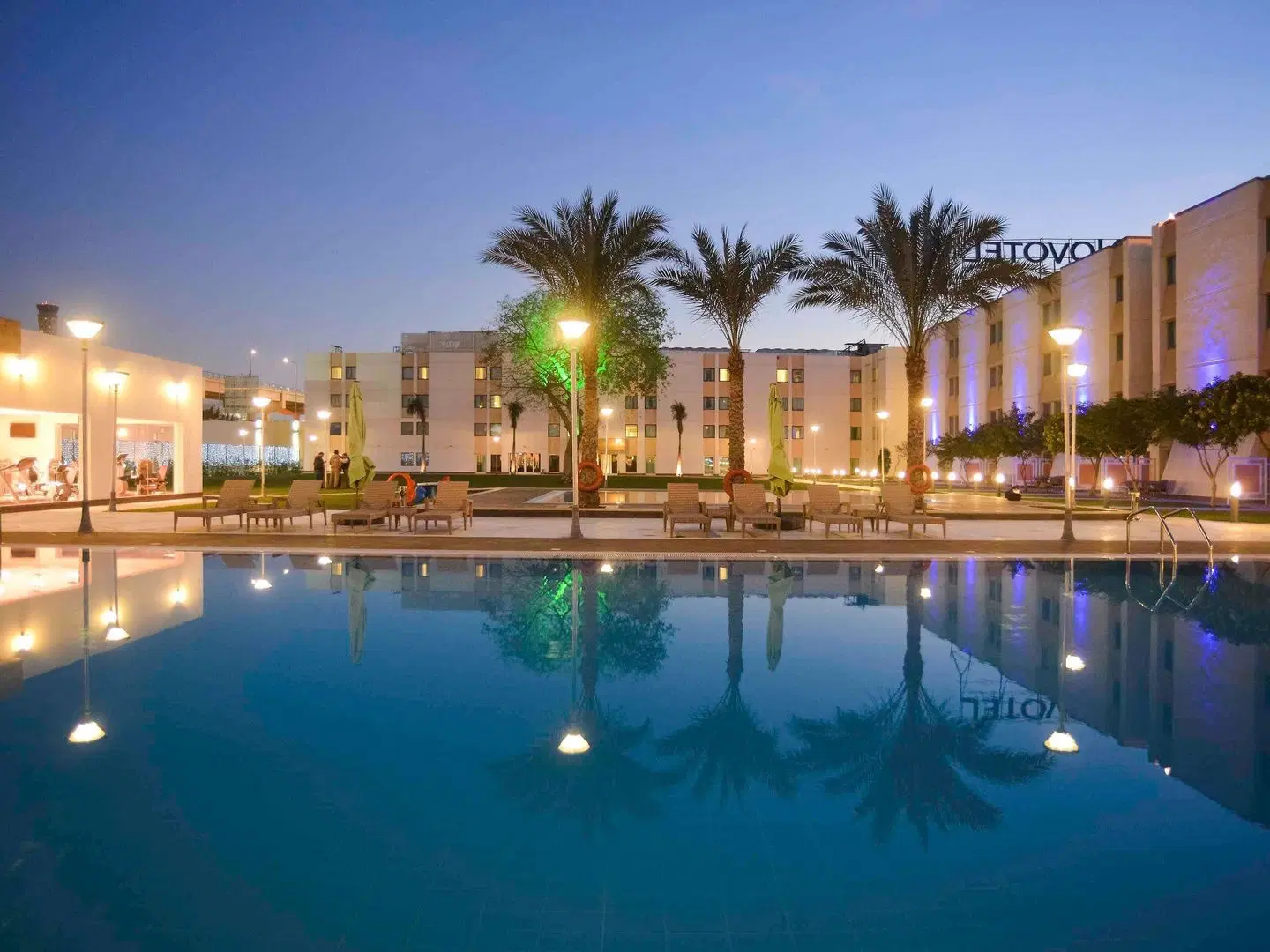 Novotel Cairo Airport Hotel OUTDOOR_POOL