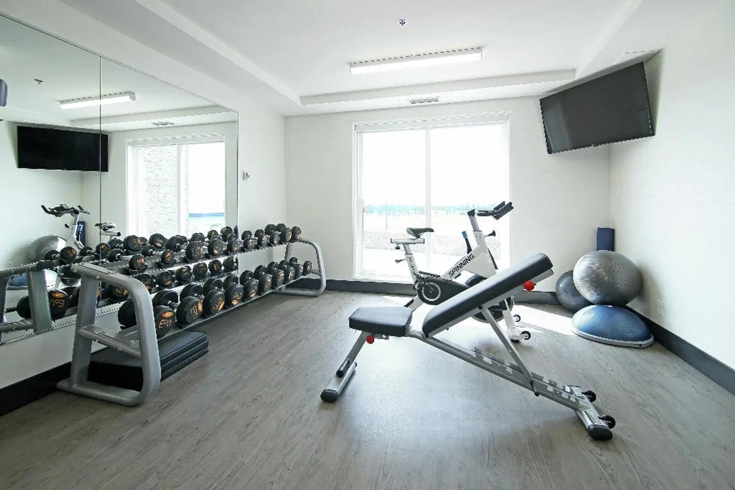 Holiday Inn & Suites Calgary Airport North SPORTS_AND_LEISURE