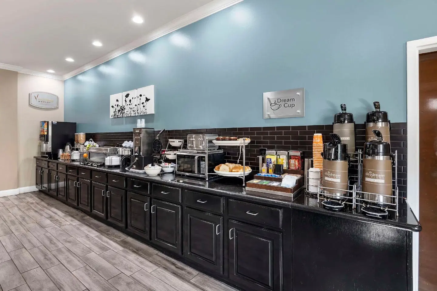 Sleep Inn & Suites Huntsville near U.S. Space & Rocket Center Bar