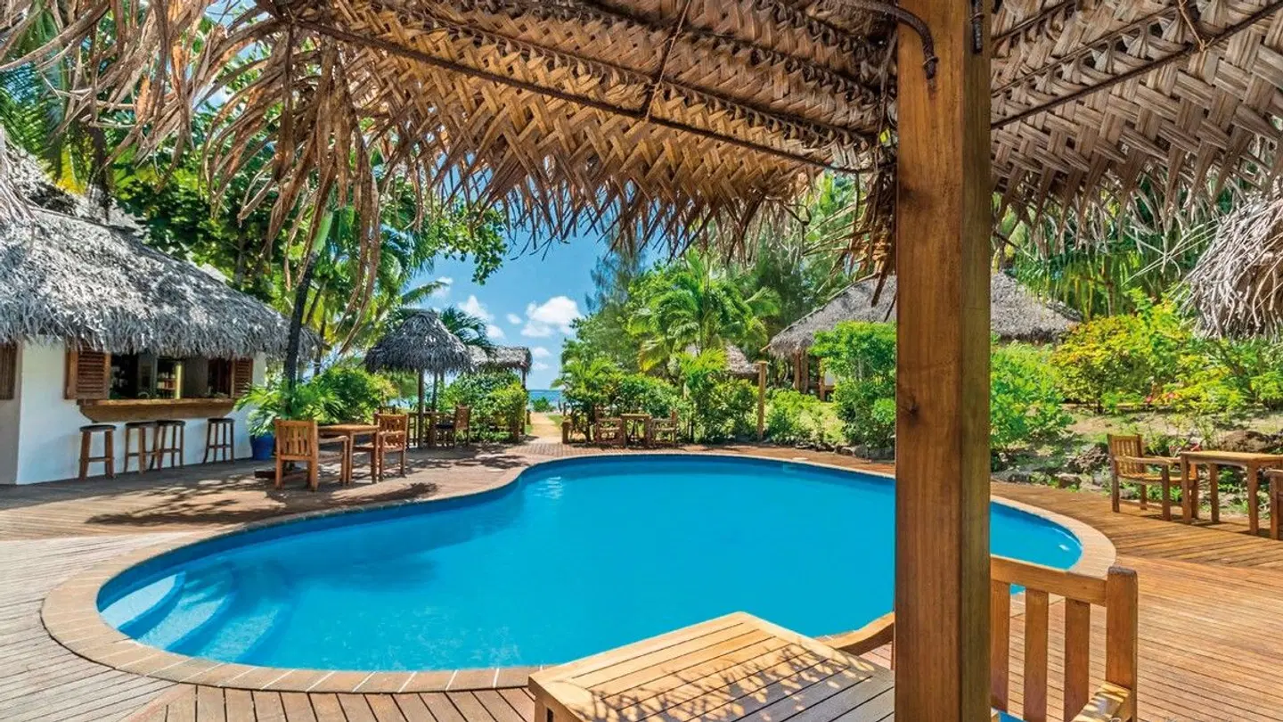 Etu Moana Beach Villas OUTDOOR_POOL