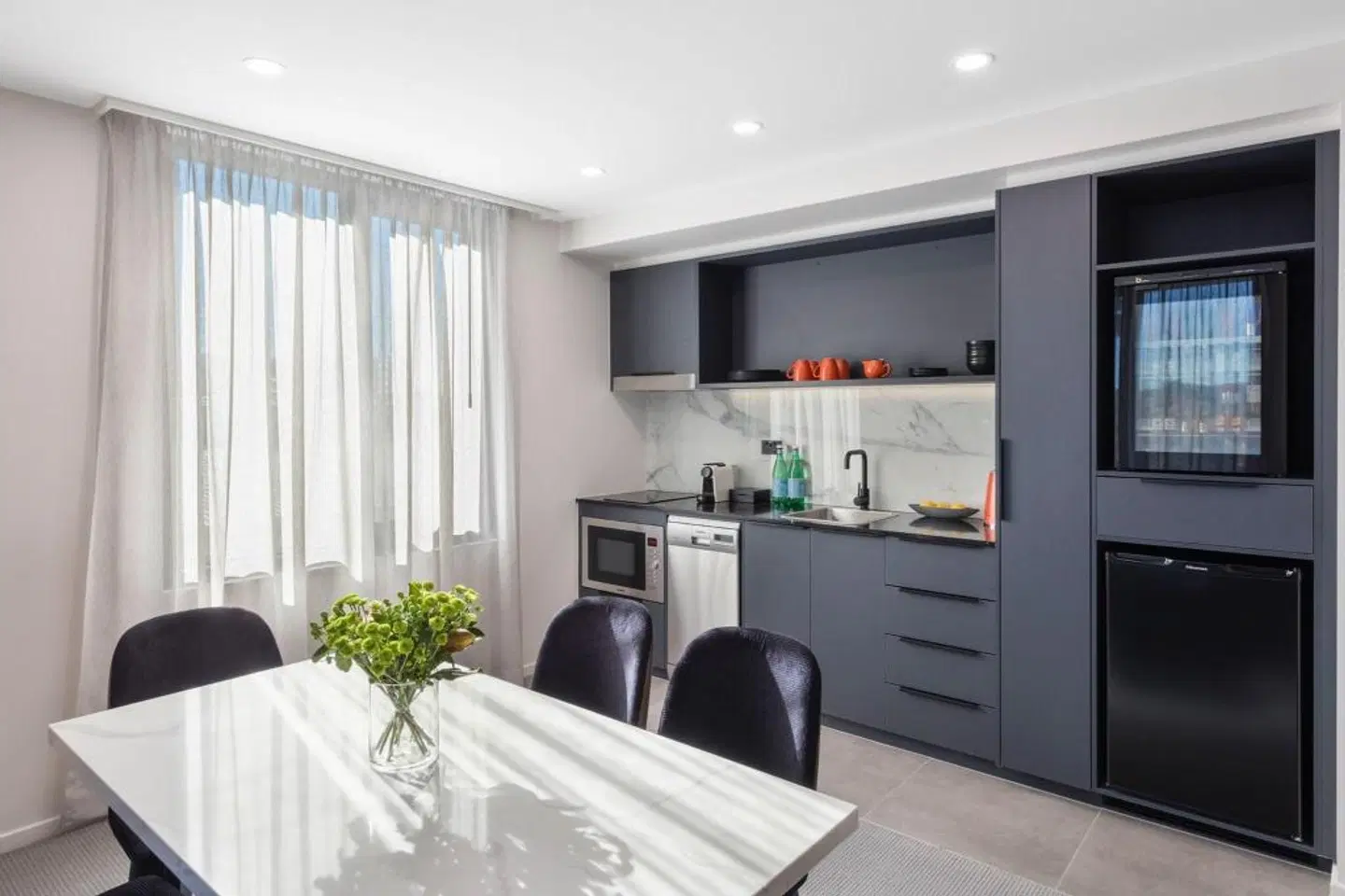 Deco Hotel Canberra ROOM_EXAMPLE