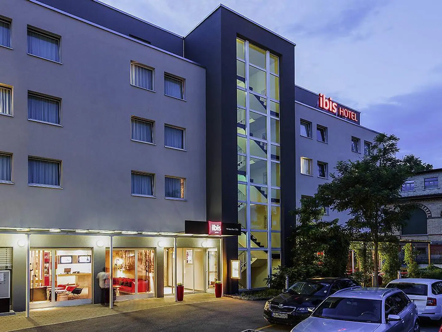 ibis Winterthur City EXTERIOR
