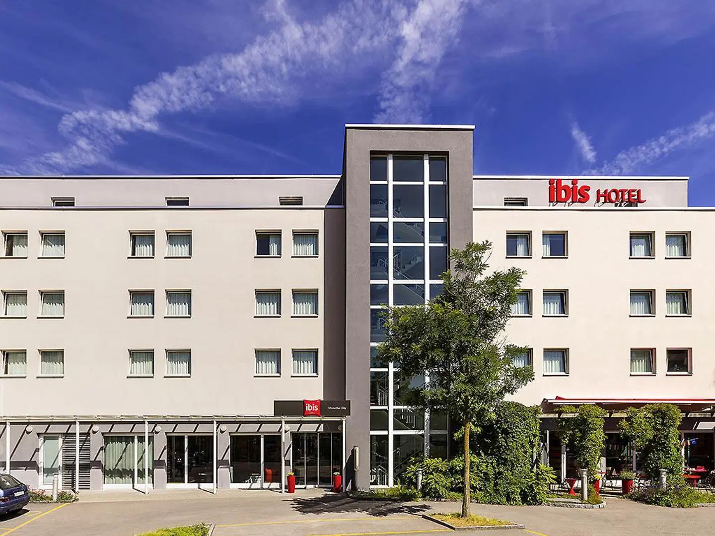 ibis Winterthur City EXTERIOR