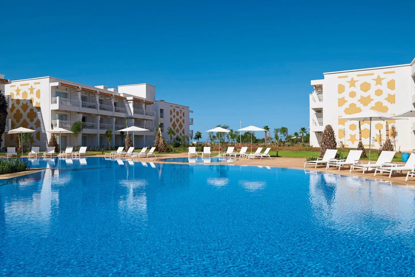 Radisson Blu Saidia Beach OUTDOOR_POOL