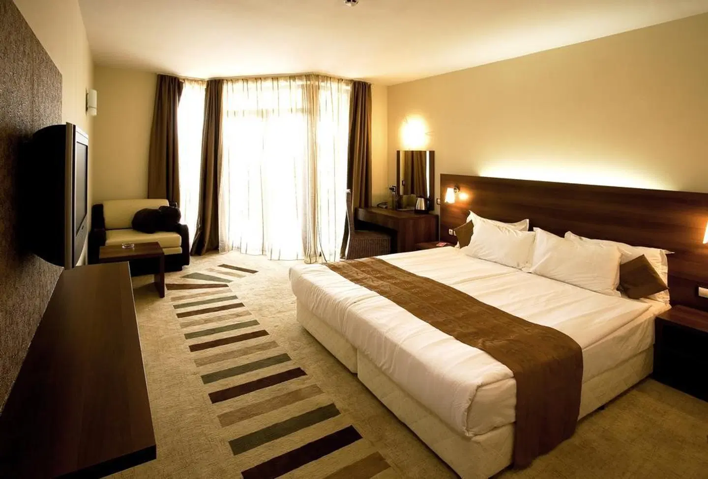 Laguna Beach Resort & Spa ROOM_EXAMPLE