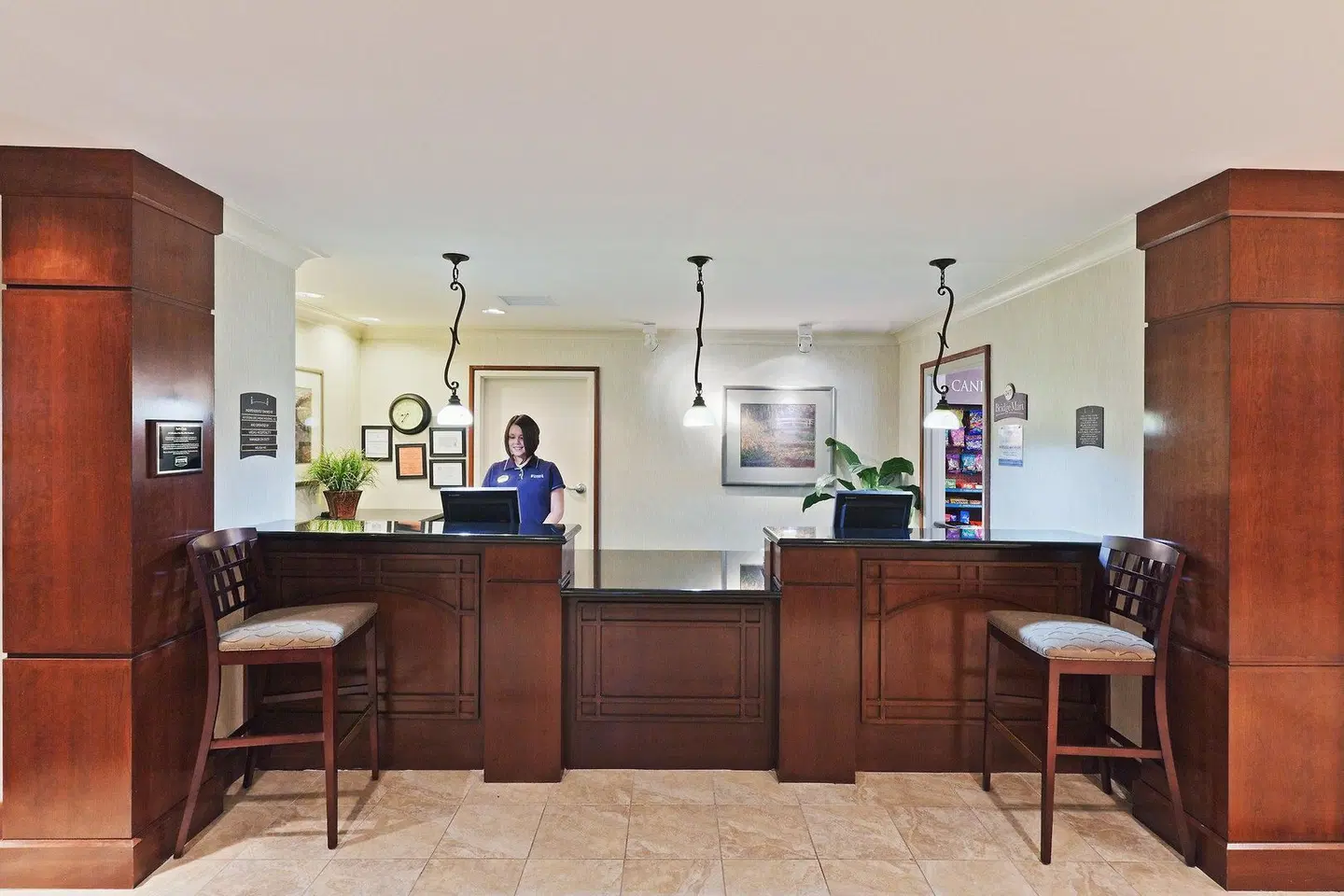 Staybridge Suites Wichita by IHG LOUNGE_LOBBY