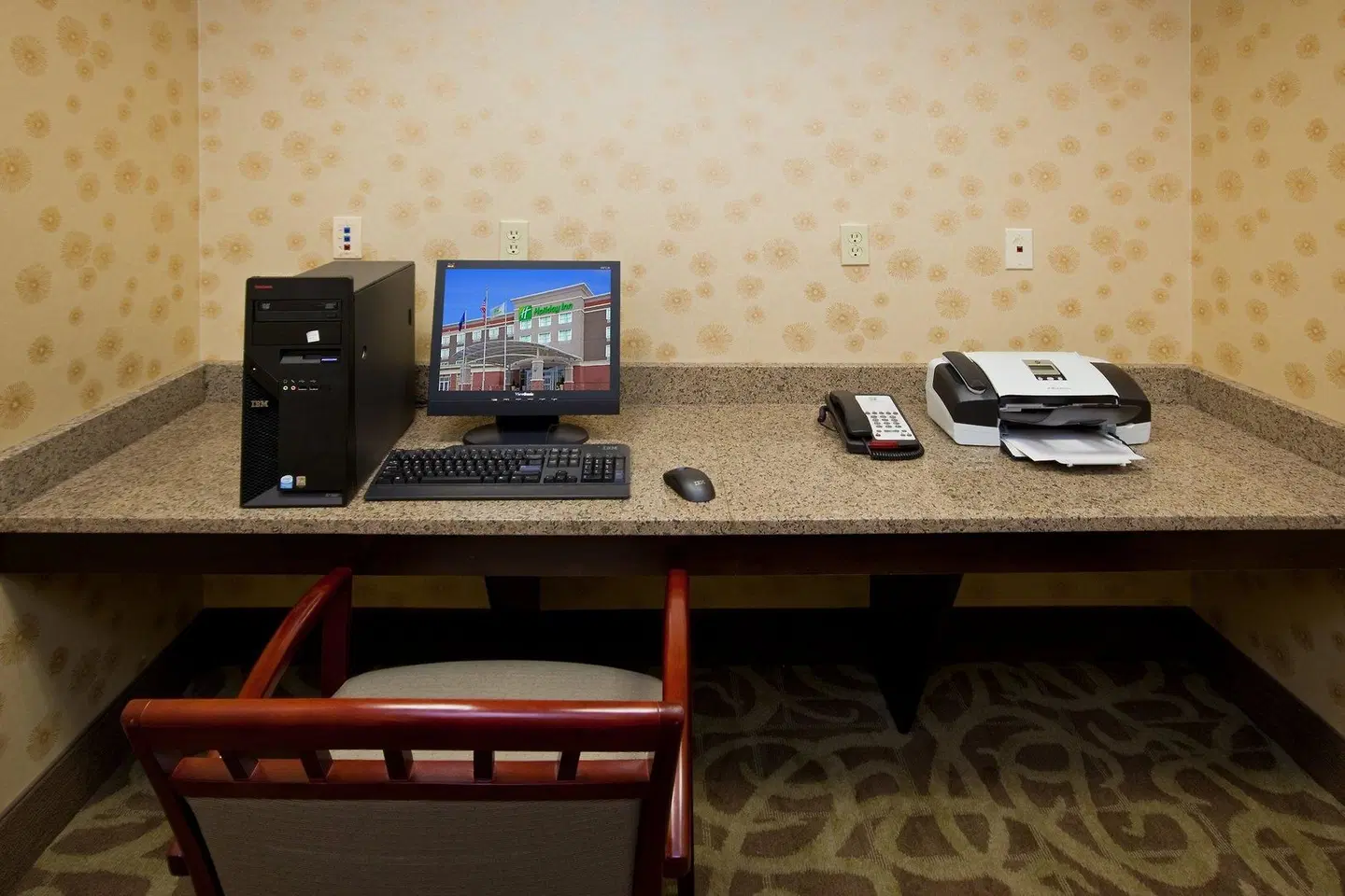 Holiday Inn Florence by IHG Bar