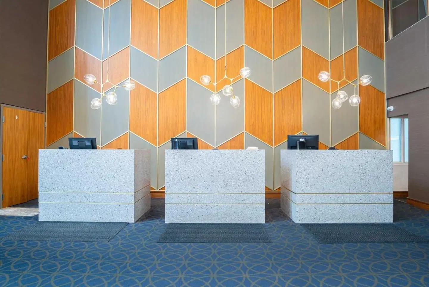 Sandman Signature Mississauga Hotel MODEL_IMPRESSION