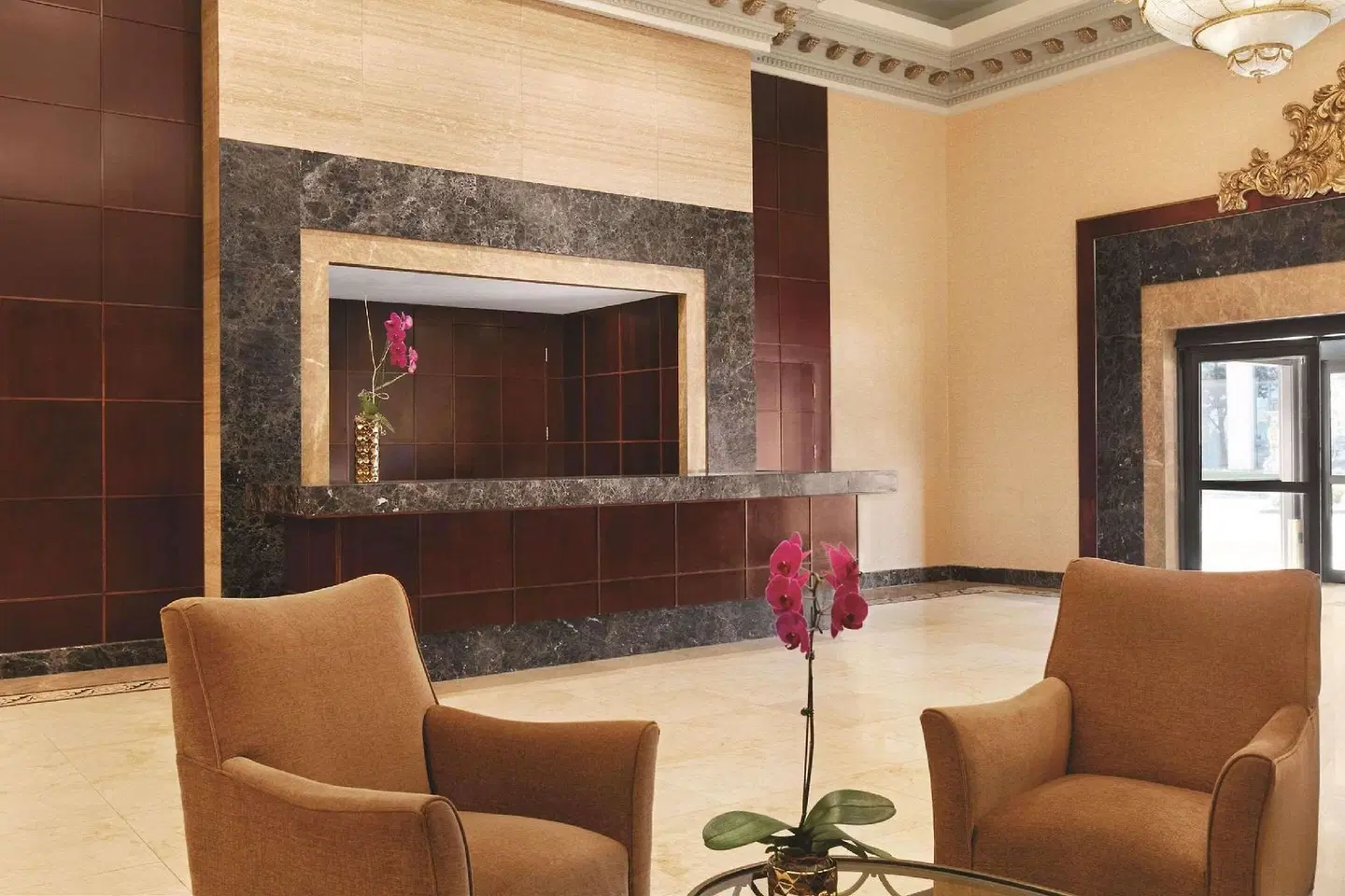 Radisson Toronto Airport West LOUNGE_LOBBY