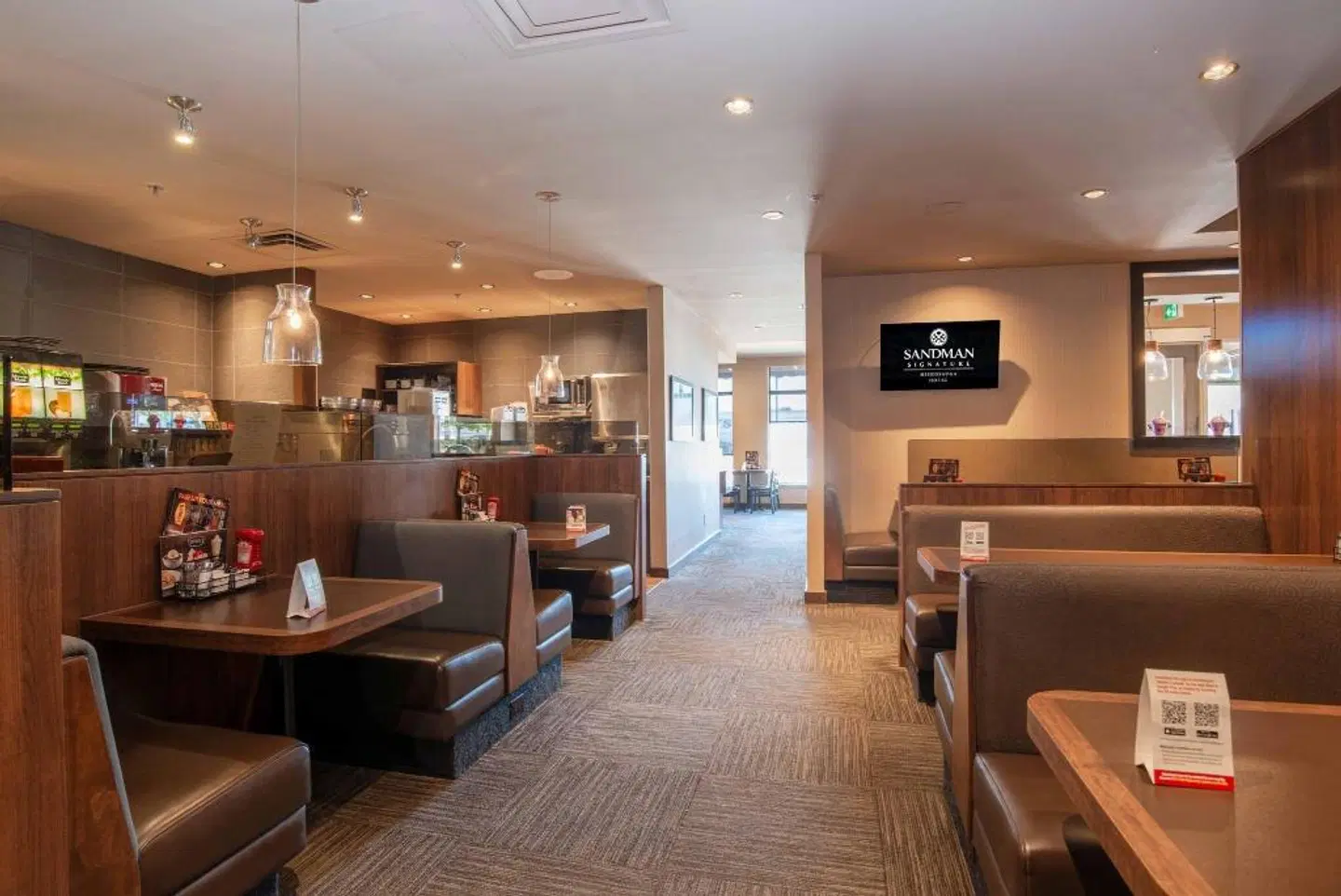 Sandman Signature Mississauga Hotel Bar