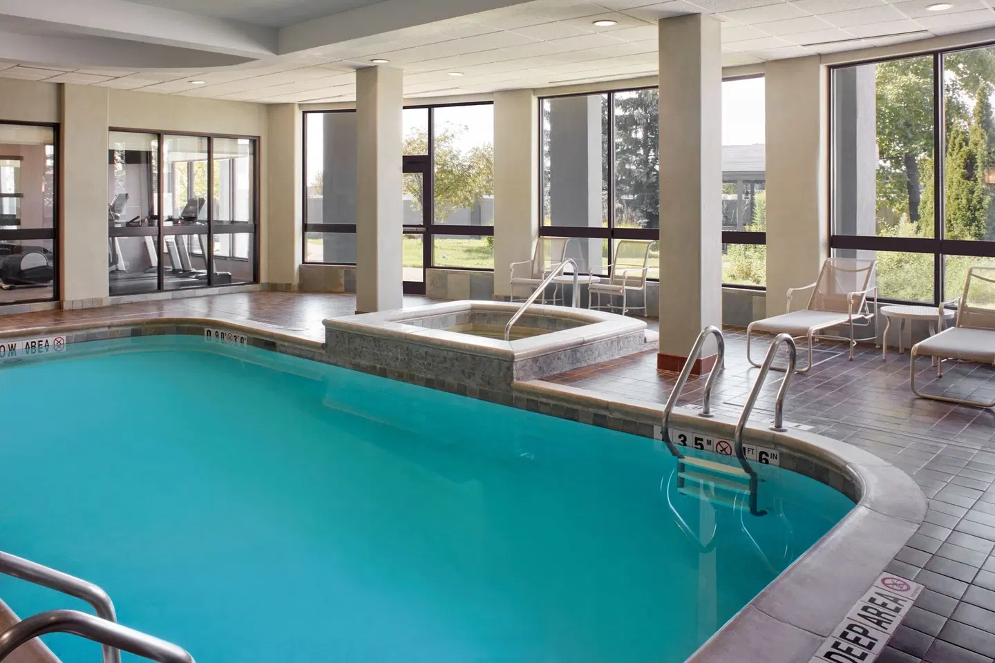 Courtyard by Marriott Mississauga-Airport Corporate Centre West Hallenbad