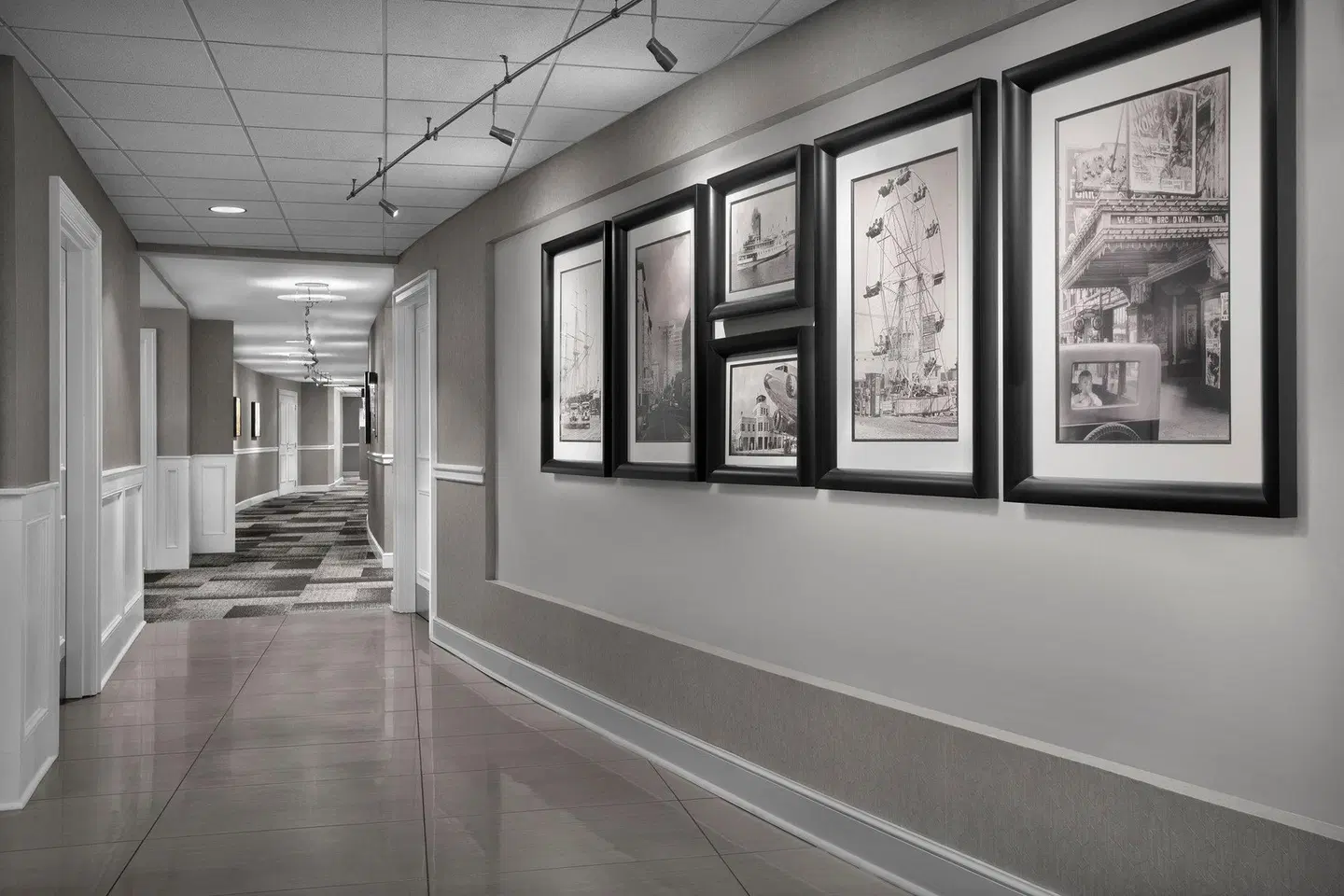 Hotel Indigo Jacksonville-Deerwood Park by IHG LOUNGE_LOBBY