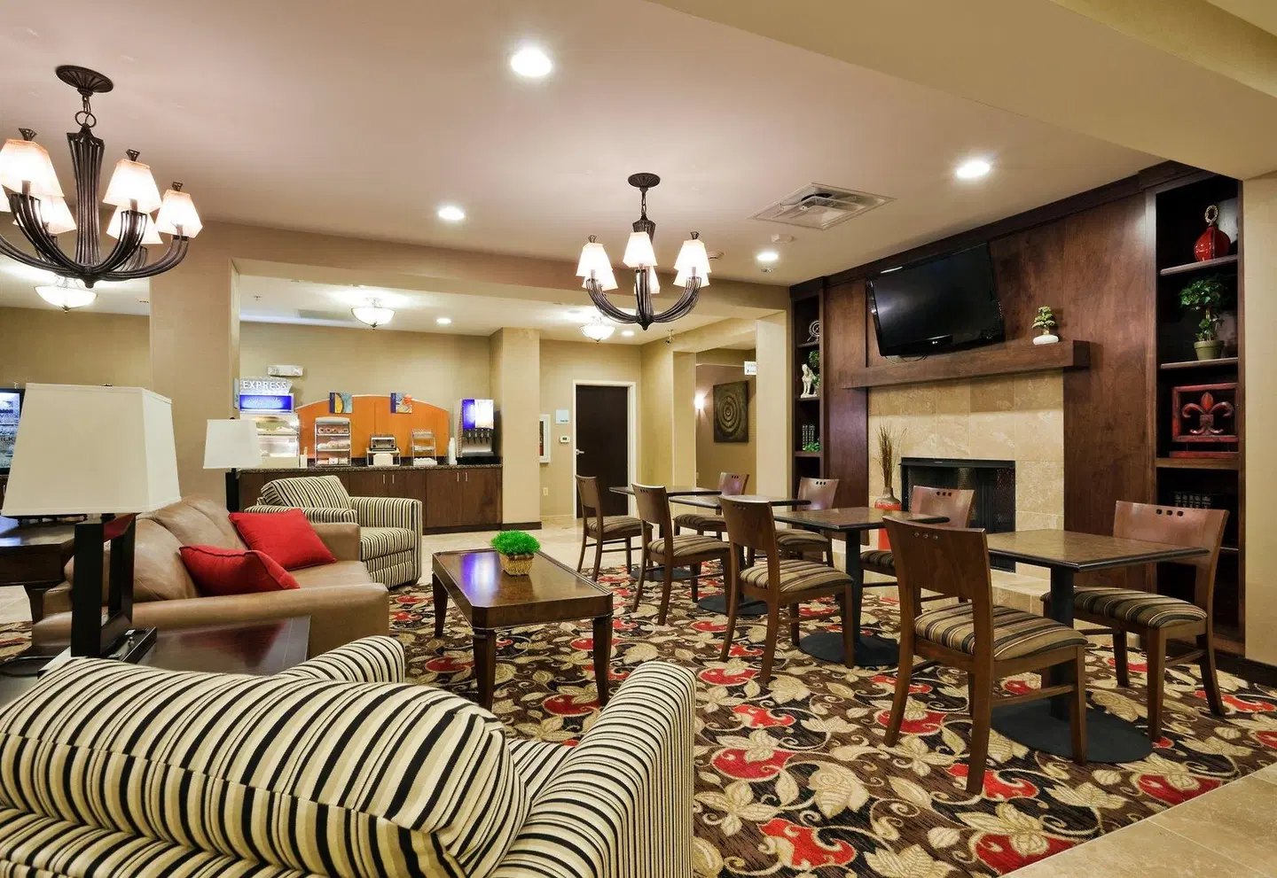 Holiday Inn Express & Suites Kodak East-Sevierville by IHG LOUNGE_LOBBY
