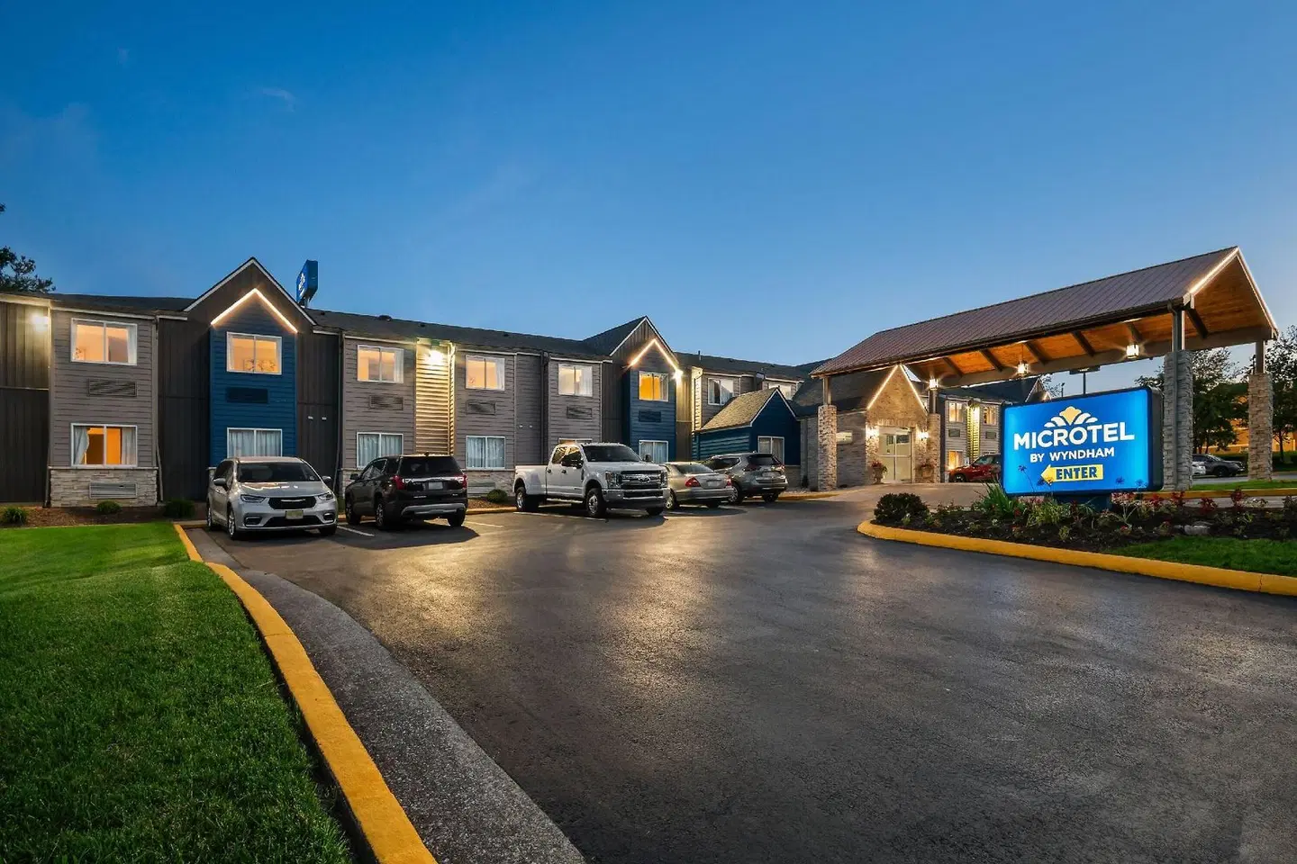 Microtel Inn by Wyndham Lexington EXTERIOR