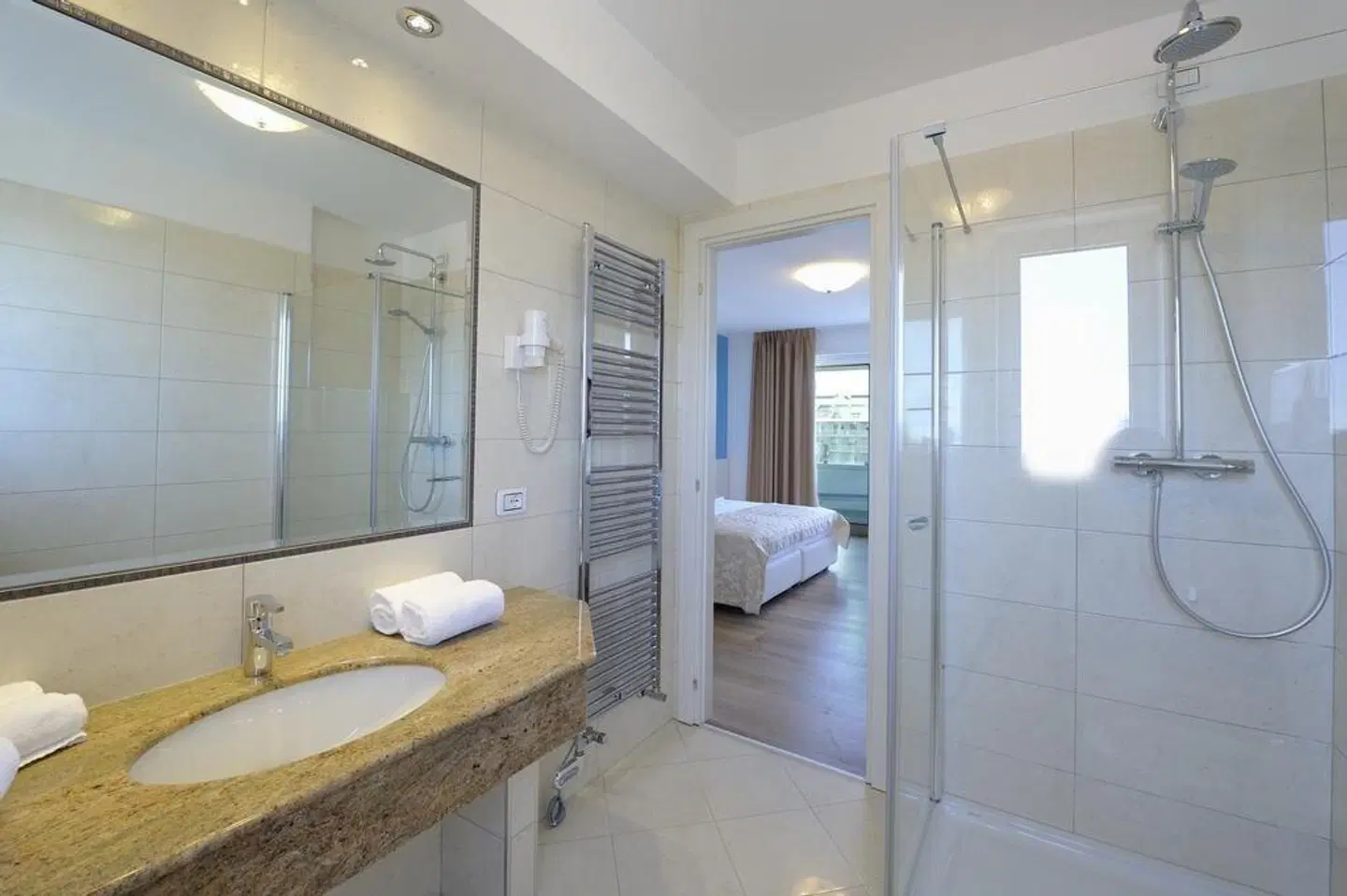 Grand Hotel Playa Badezimmer