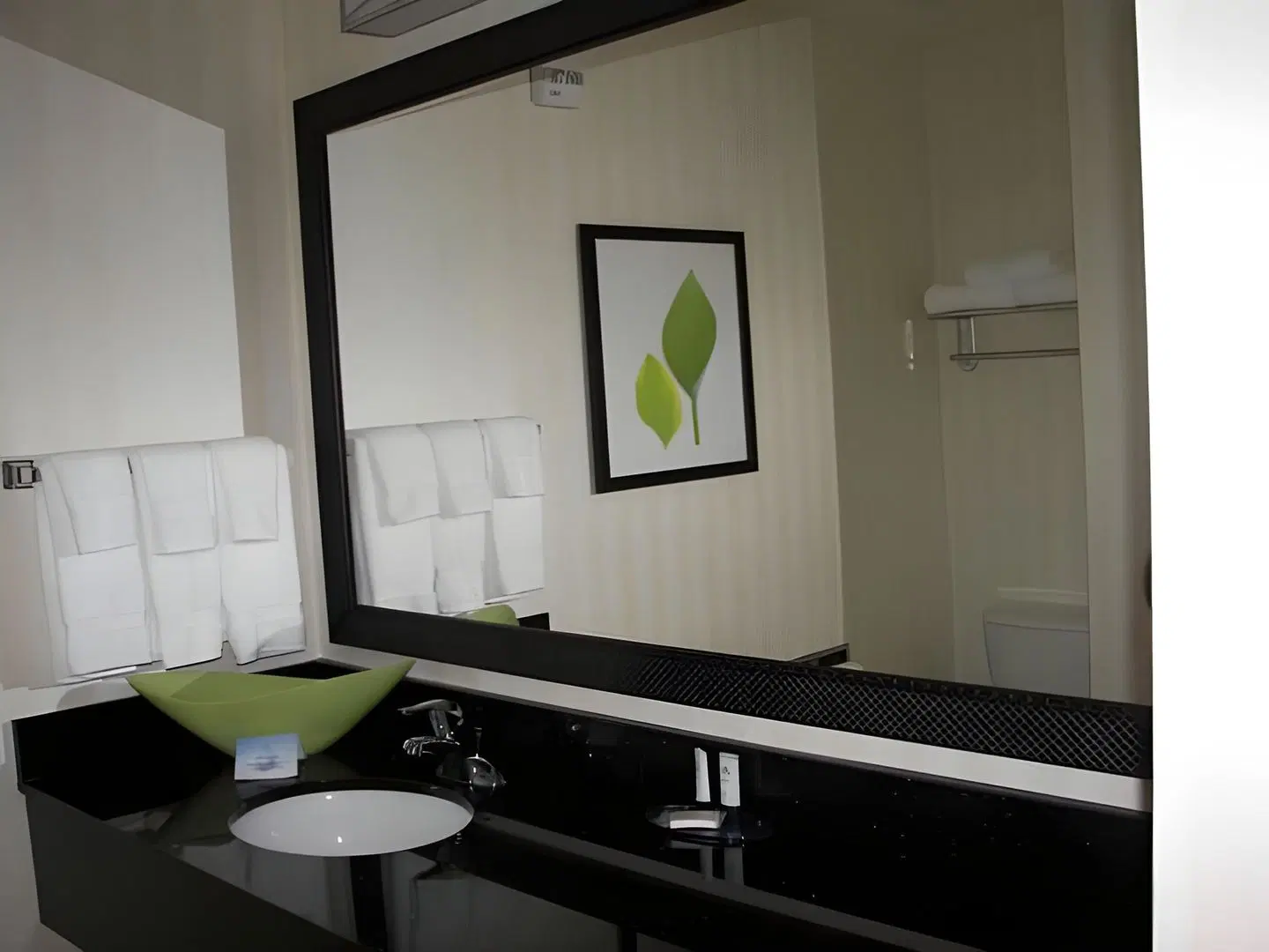 Fairfield by Marriott Inn & Suites Oklahoma City Airport Badezimmer