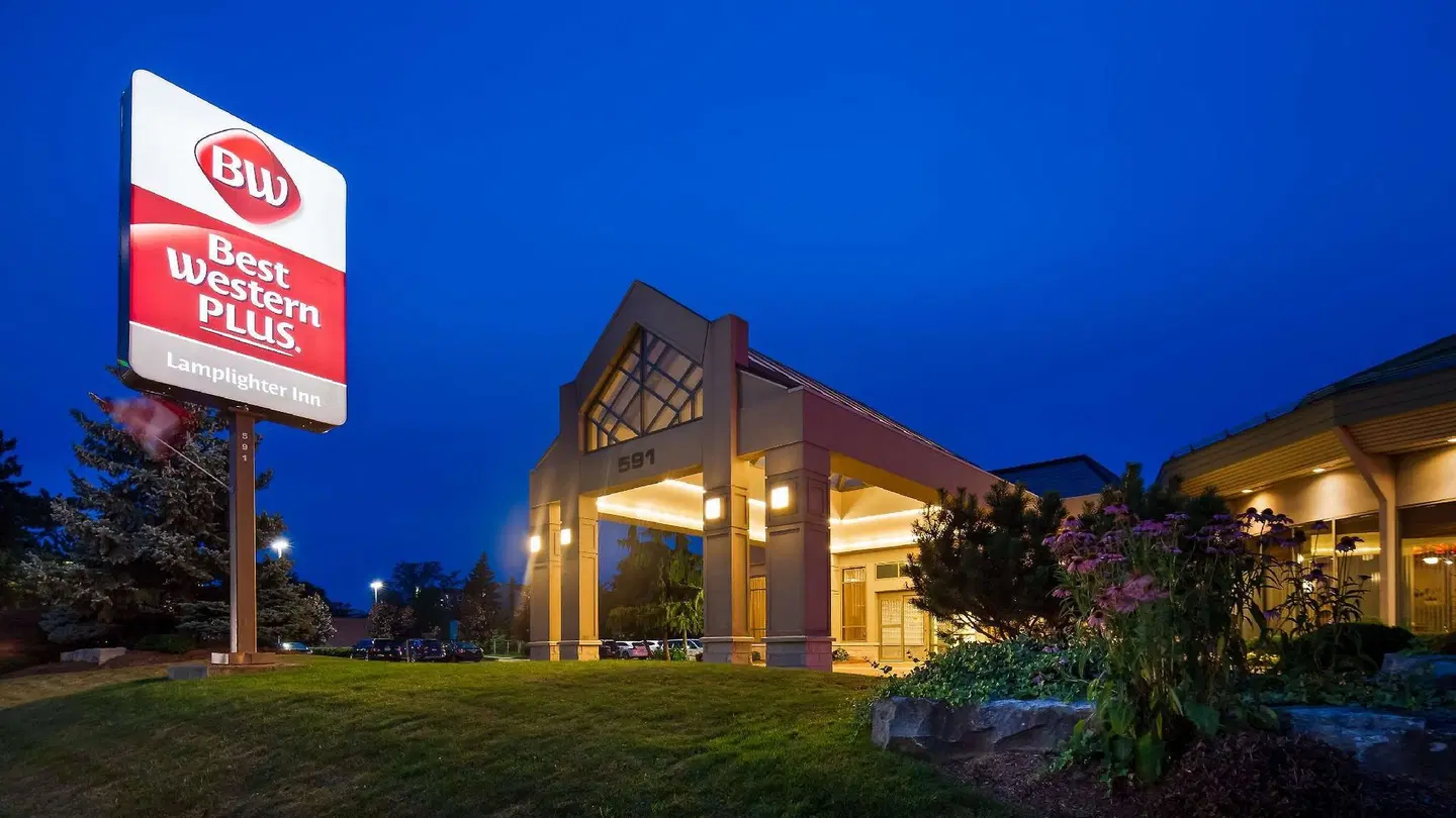 Best Western Plus Lamplighter Inn & Conference Center EXTERIOR