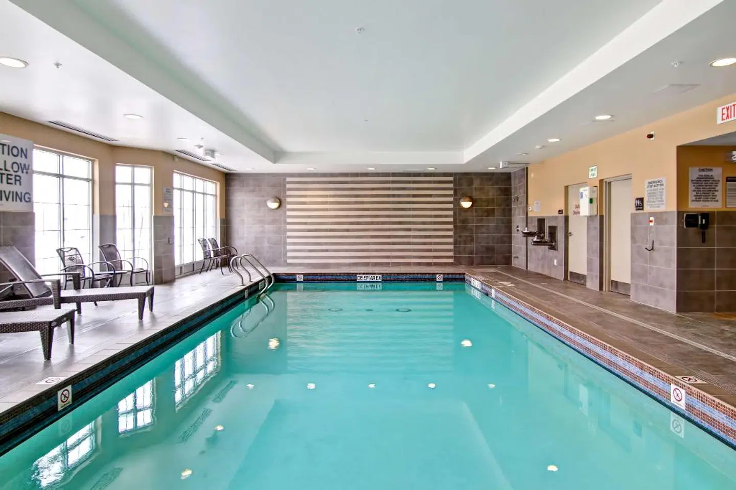 Homewood Suites by Hilton Toronto-Markham Hallenbad