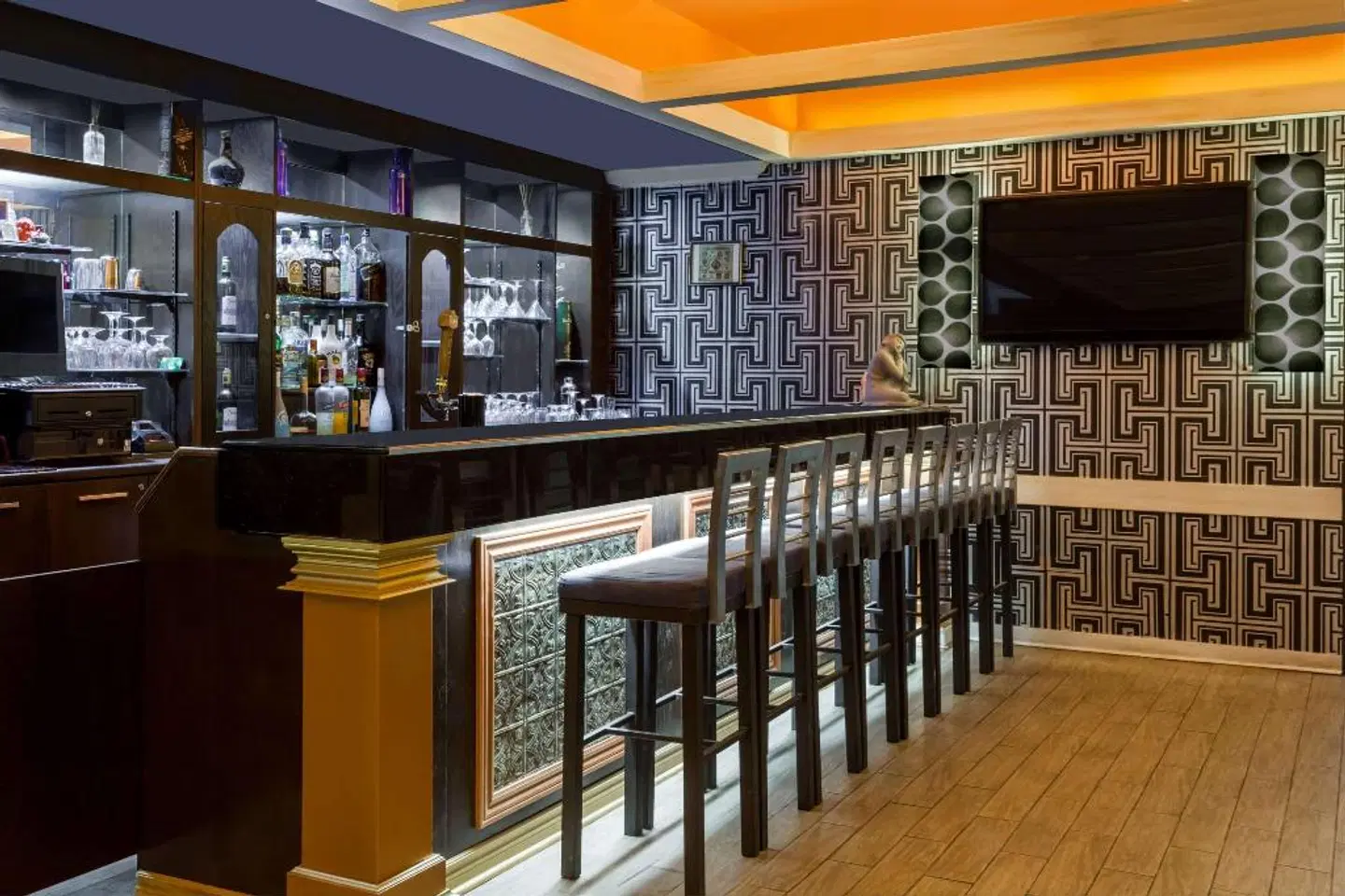 Howard Johnson Express Inn Bar