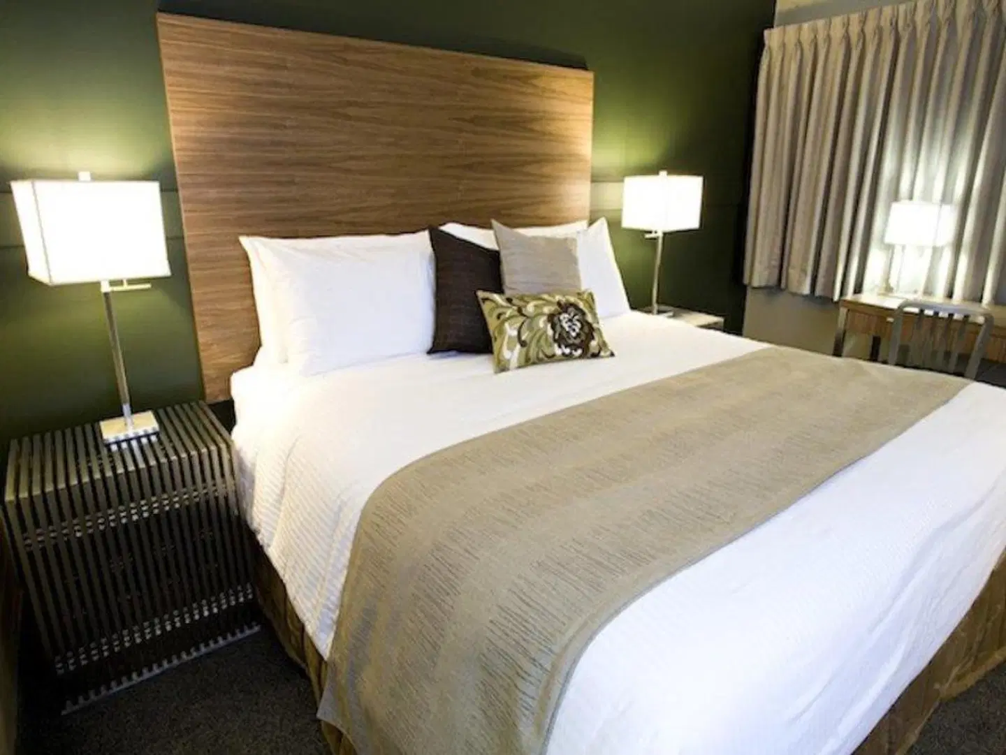 Heritage Inn Hotel & Convention Centre - Moose Jaw ROOM_EXAMPLE