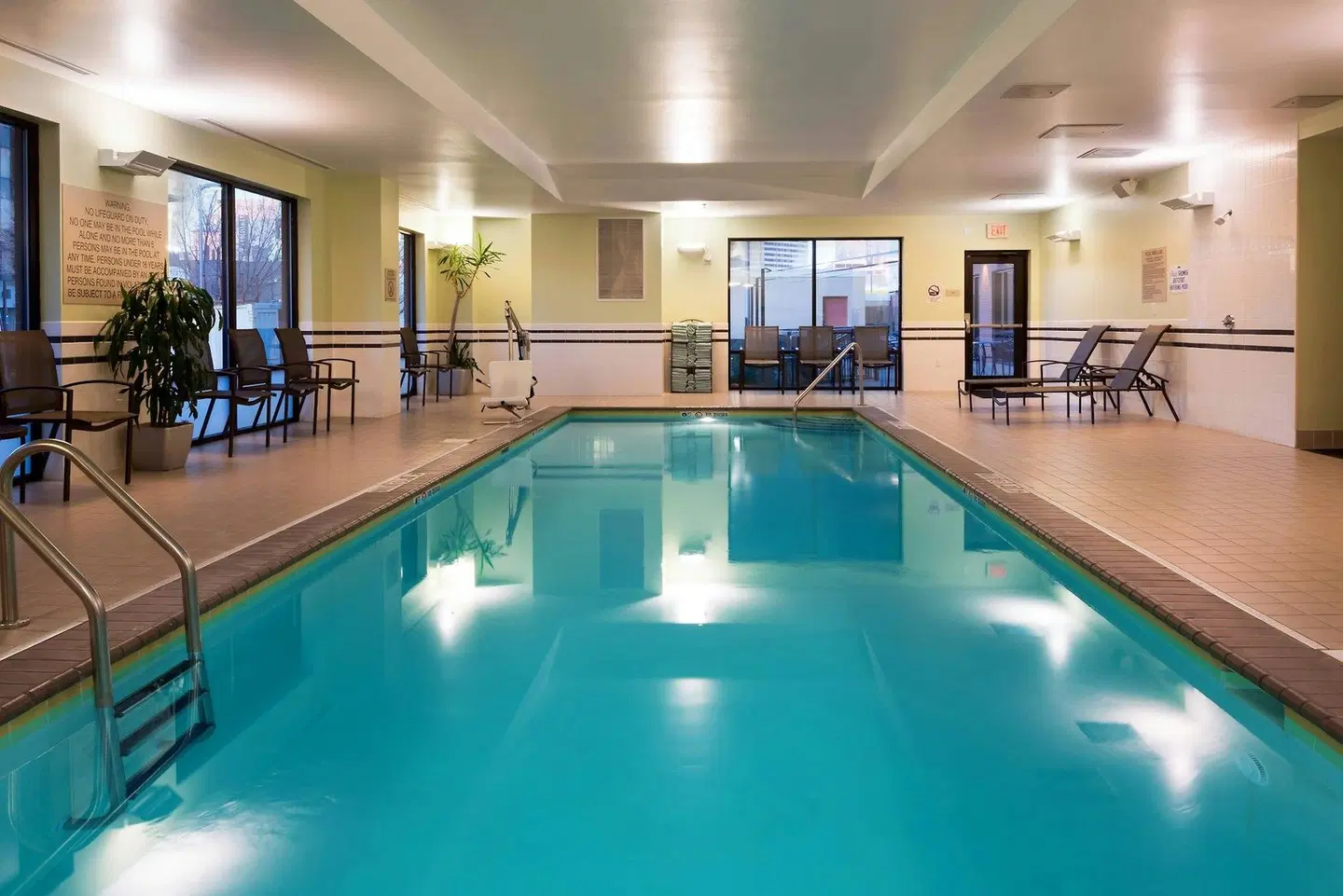 SpringHill Suites by Marriott Louisville Downtown Hallenbad
