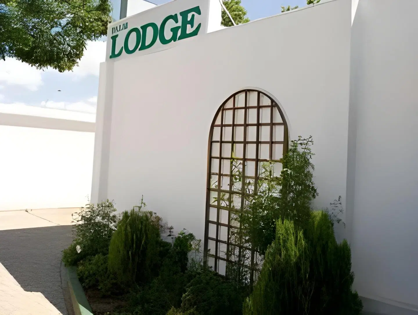 Palm Lodge Guest House EXTERIOR