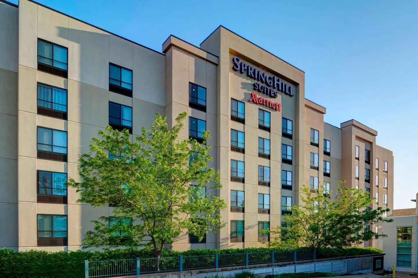 SpringHill Suites by Marriott St. Louis Brentwood EXTERIOR
