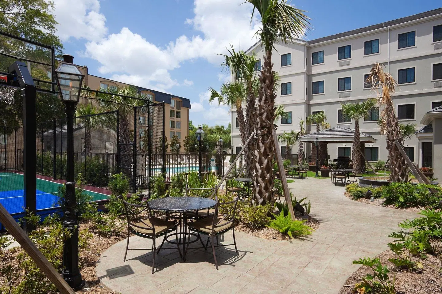 Staybridge Suites Lafayette-Airport by IHG Terrasse