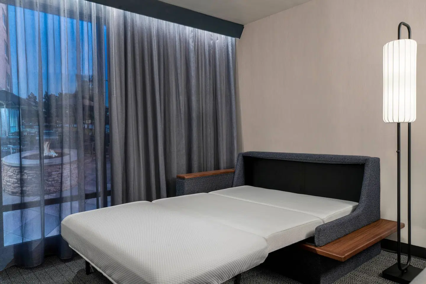 Courtyard By Marriott New Castle ROOM_EXAMPLE