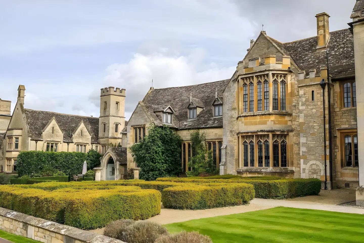 Ellenborough Park EXTERIOR