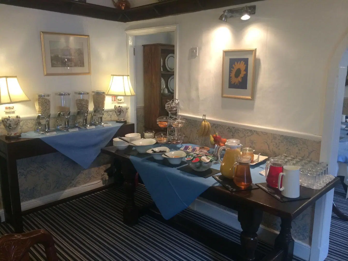 Virginia Cottage Guest House ROOM_EXAMPLE