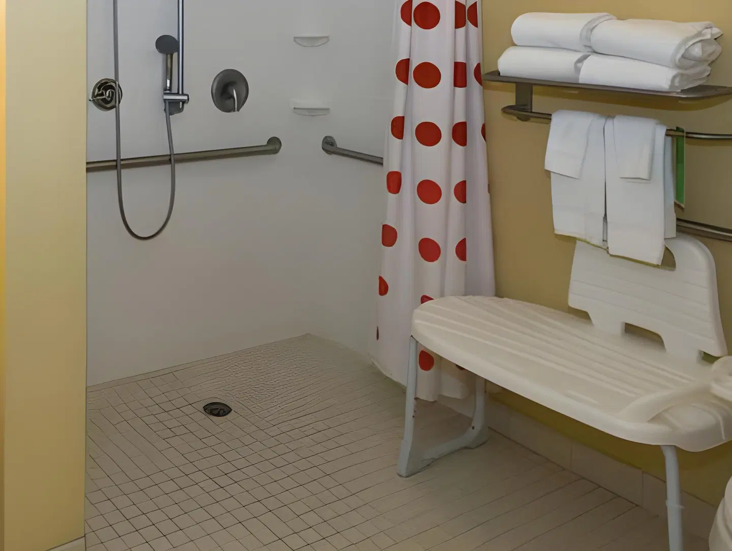 TownePlace Suites Huntsville Badezimmer