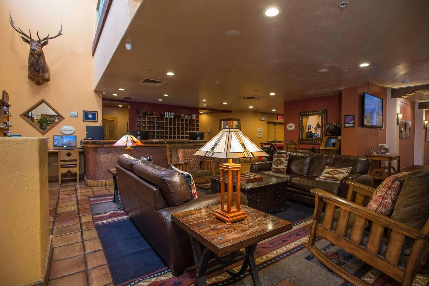 Table Mountain Inn LOUNGE_LOBBY