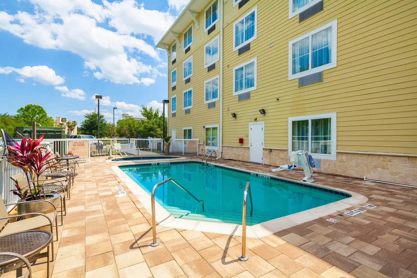 TownePlace Suites by Marriott Jacksonville Butler Boulevard OUTDOOR_POOL