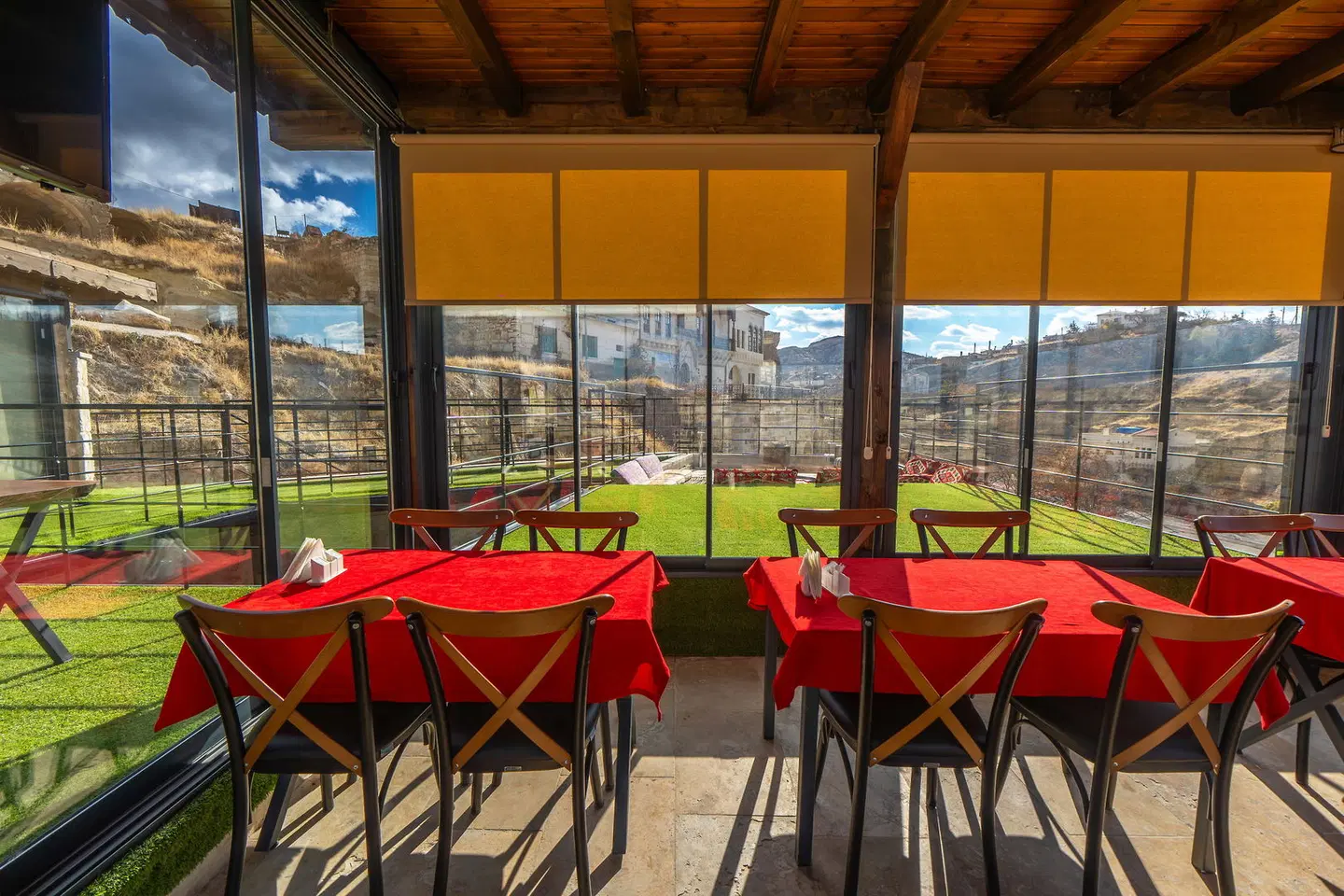 Belenus Cave House Terrasse