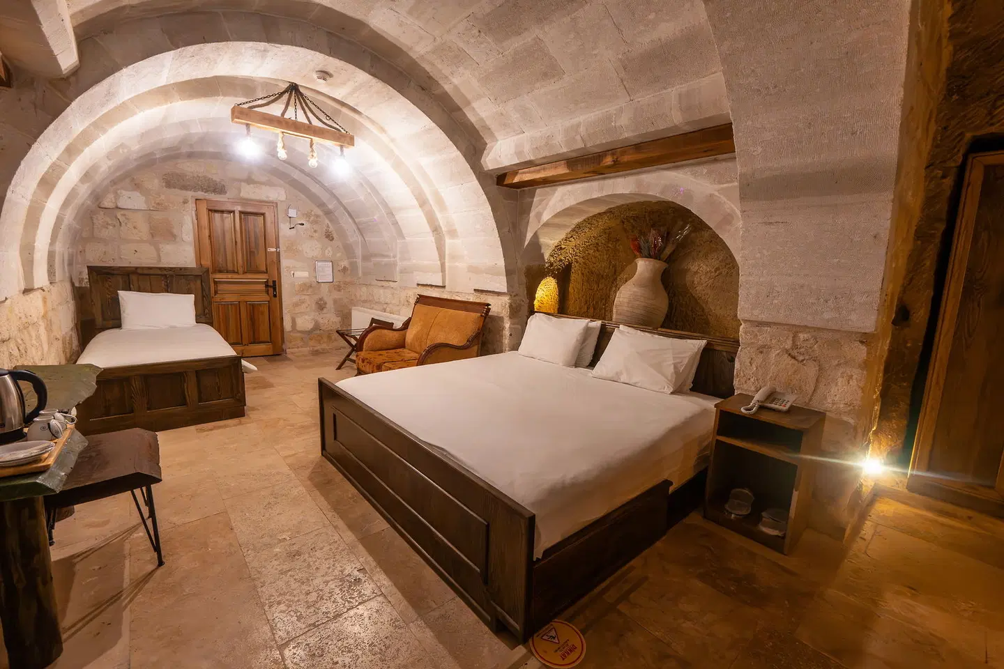 Belenus Cave House ROOM_EXAMPLE