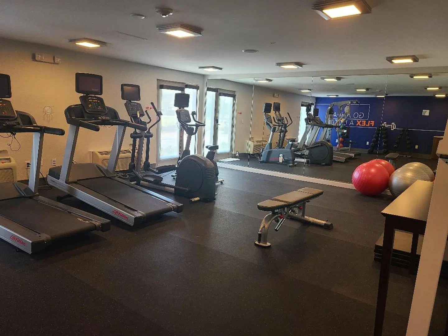 Holiday Inn Express & Suites Ft Lauderdale N - Exec Airport by IHG SPORTS_AND_LEISURE