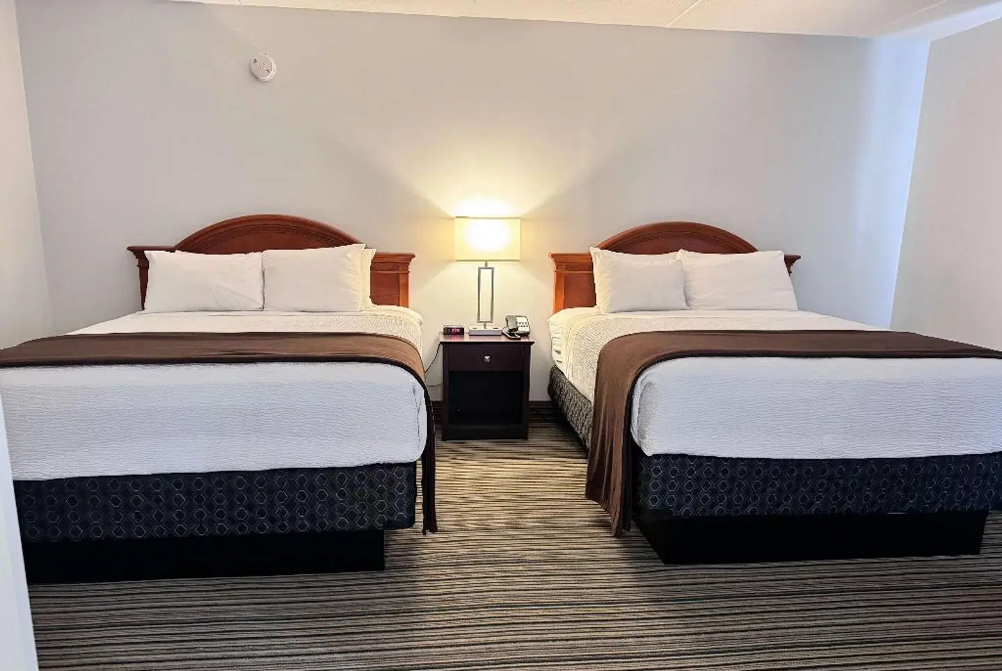 Ramada by Wyndham London ROOM_EXAMPLE