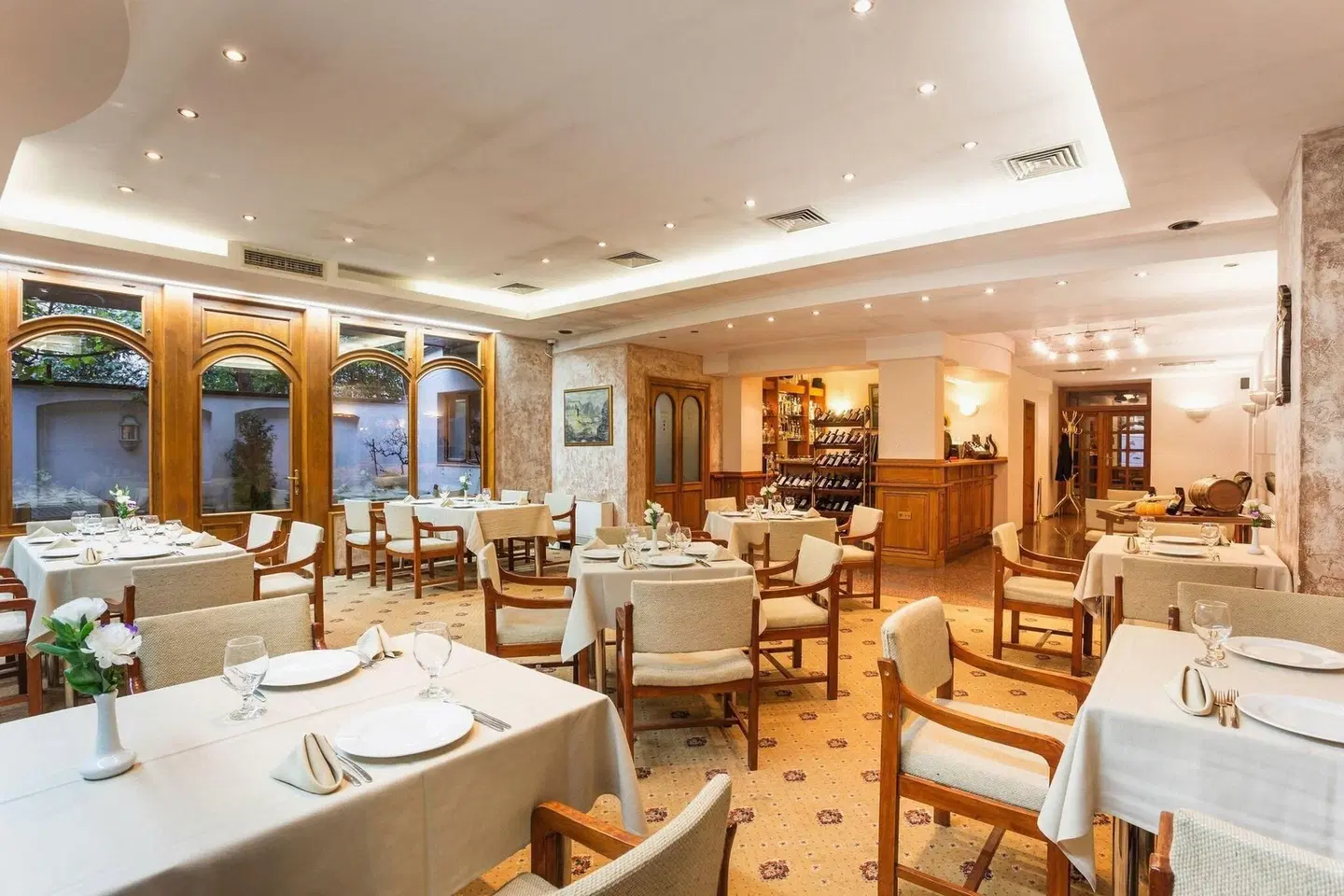 Geneva Hotel Restaurant