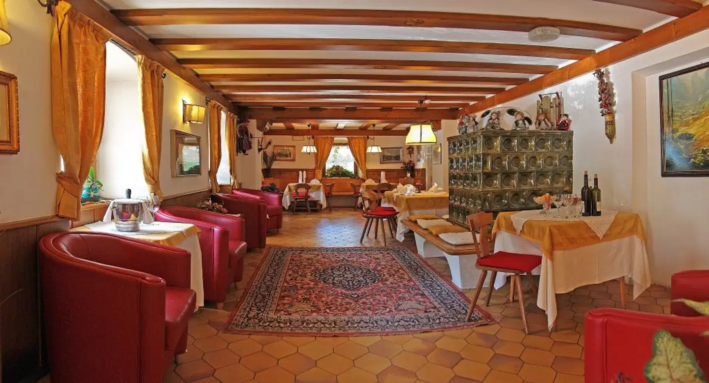 Dolomiti LOUNGE_LOBBY
