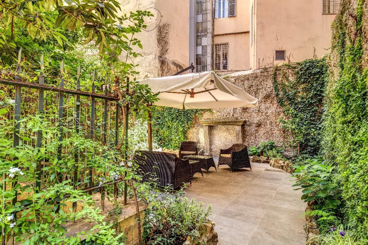 Hotel Trevi Collection Garten