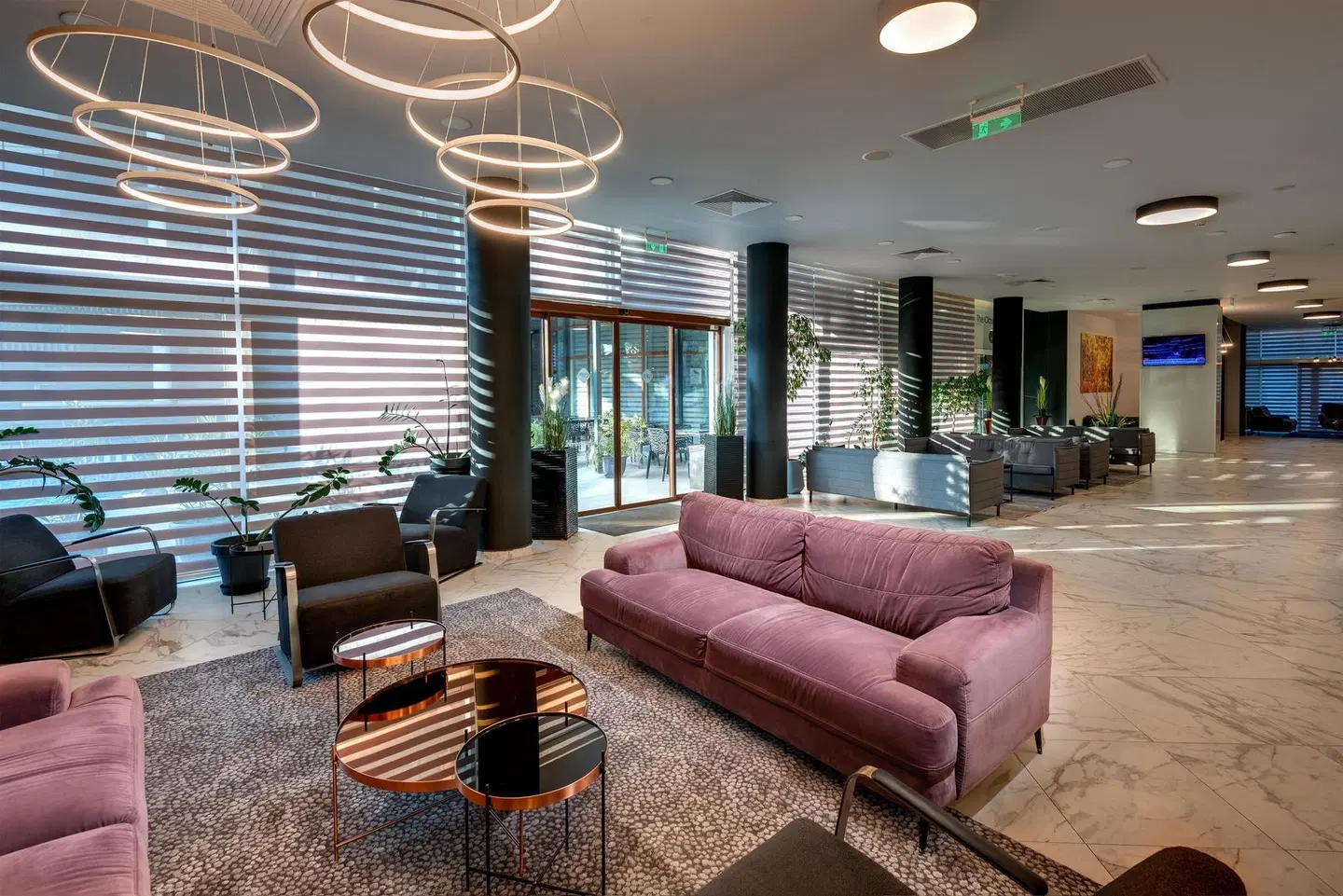 Best Western PLUS Premium Inn Hotel & Casino LOUNGE_LOBBY
